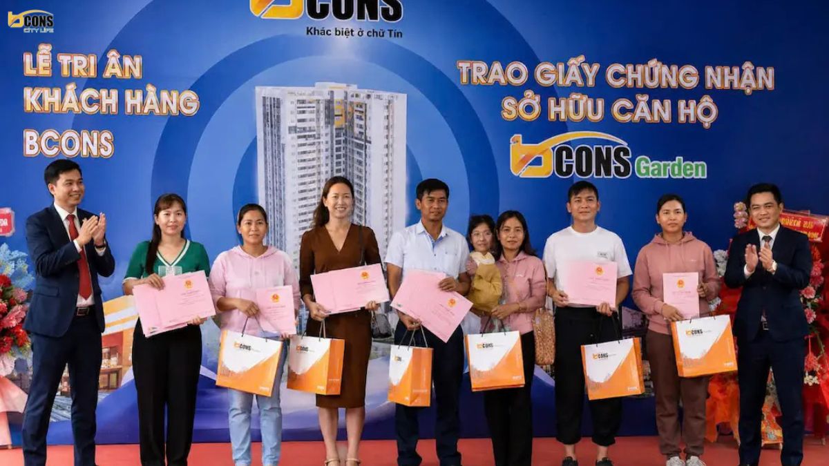 Lễ bàn giao sổ hồng riêng trao tay cho cư dân Bcons